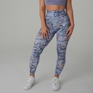 NWOT - Ascend II Pant - Medium